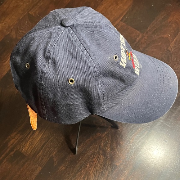 Disney Cap with Mickey Mouse Embroidery - Picture 3 of 7